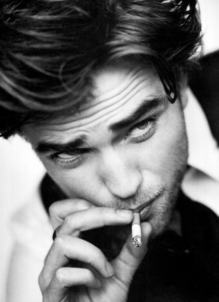羅伯派汀森（Robert Pattinson）