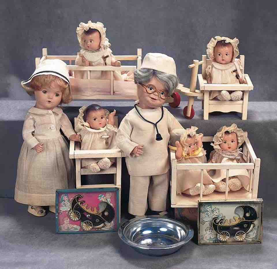 「迪翁五胞胎」（Dionne quintuplets）玩具組