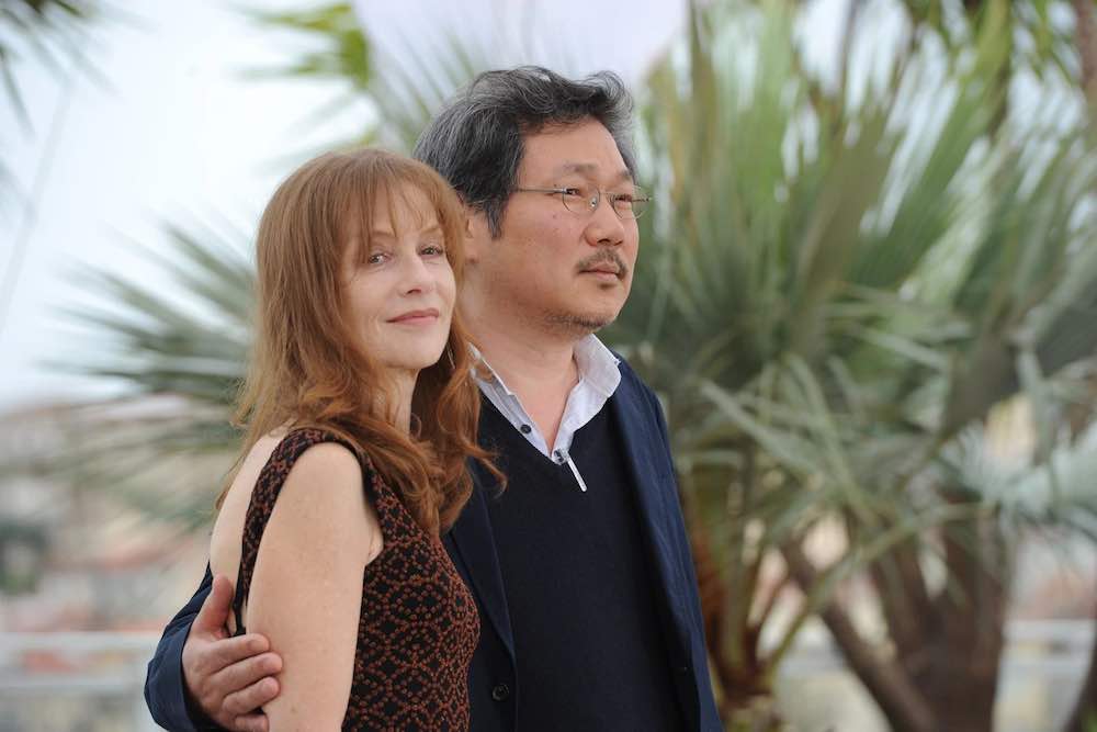 伊莎貝雨蓓（Isabelle Huppert）與洪常秀