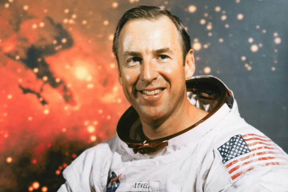 吉姆洛維爾（Jim Lovell）