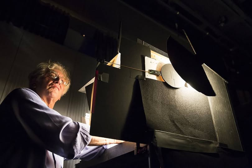 肯雅各布（Ken Jacobs）