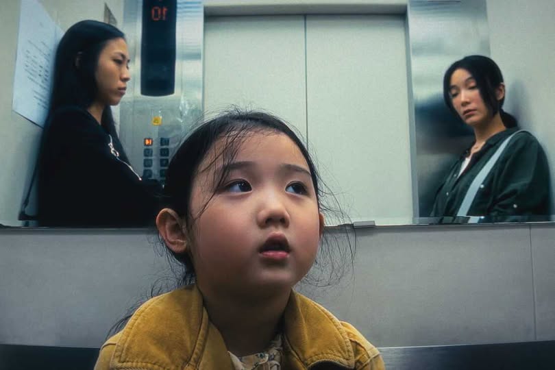 《左撇子女孩》（2025）電影劇照